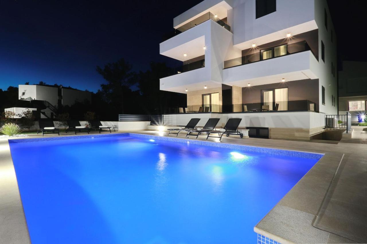 Villa Ankora 2 With Heated Pool Biograd Na Moru Eksteriør billede