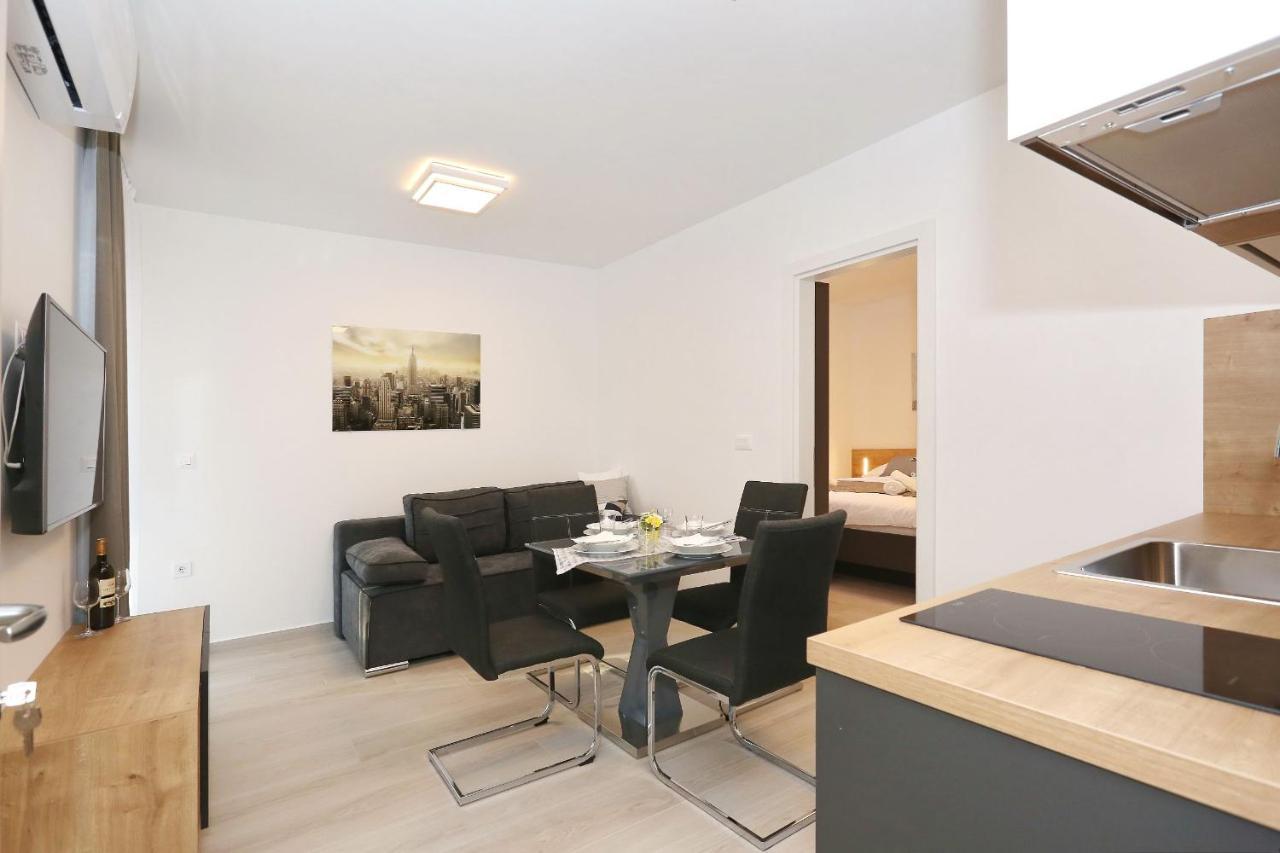 Villa Ankora 2 With Heated Pool Biograd Na Moru Eksteriør billede
