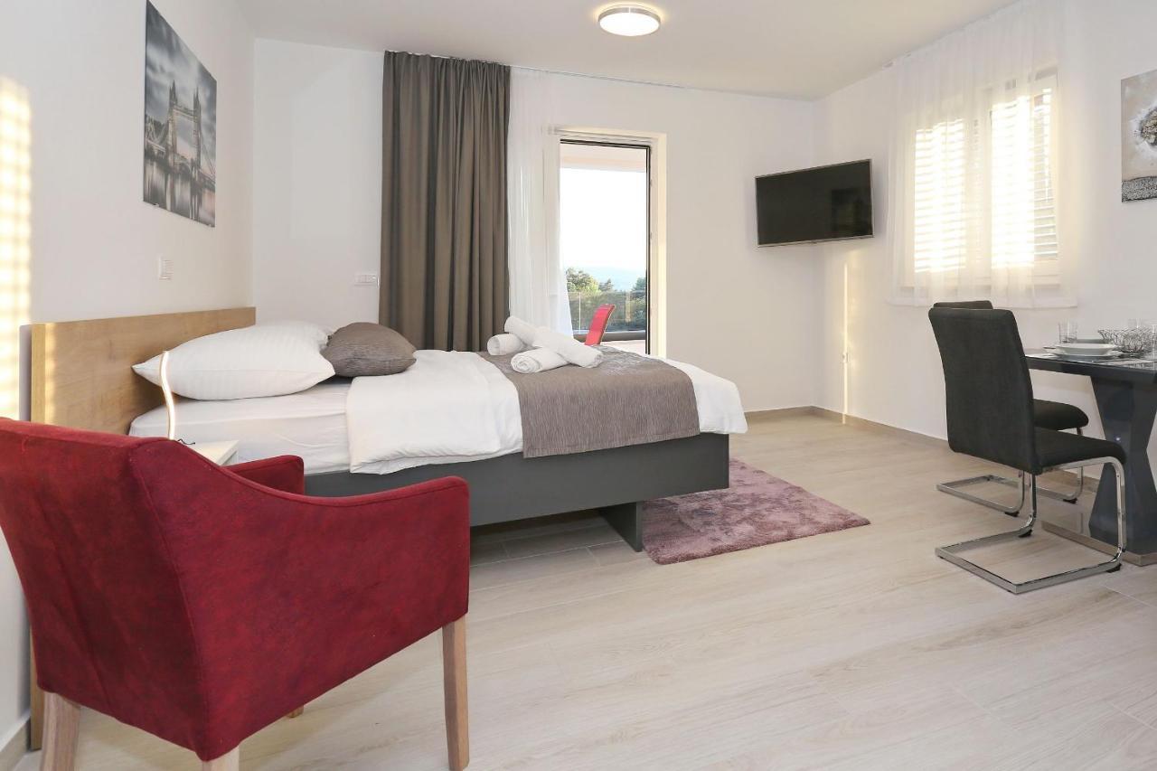 Villa Ankora 2 With Heated Pool Biograd Na Moru Eksteriør billede