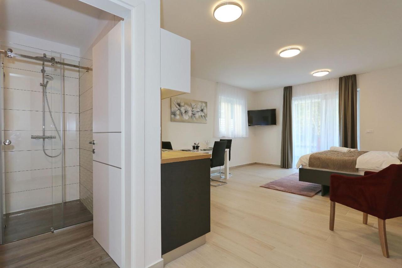 Villa Ankora 2 With Heated Pool Biograd Na Moru Eksteriør billede